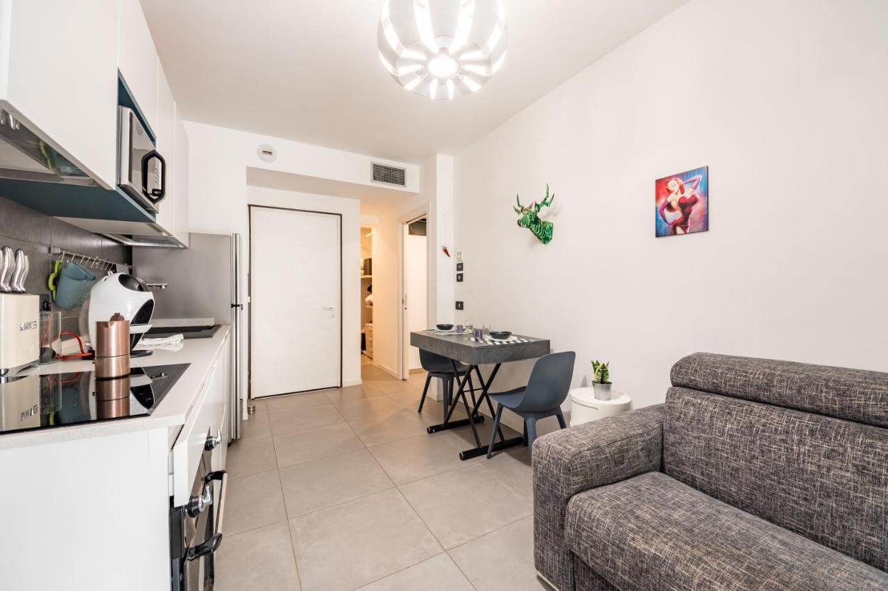 Renovated Apt With Garden & Veranda! มิลาน ภายนอก รูปภาพ