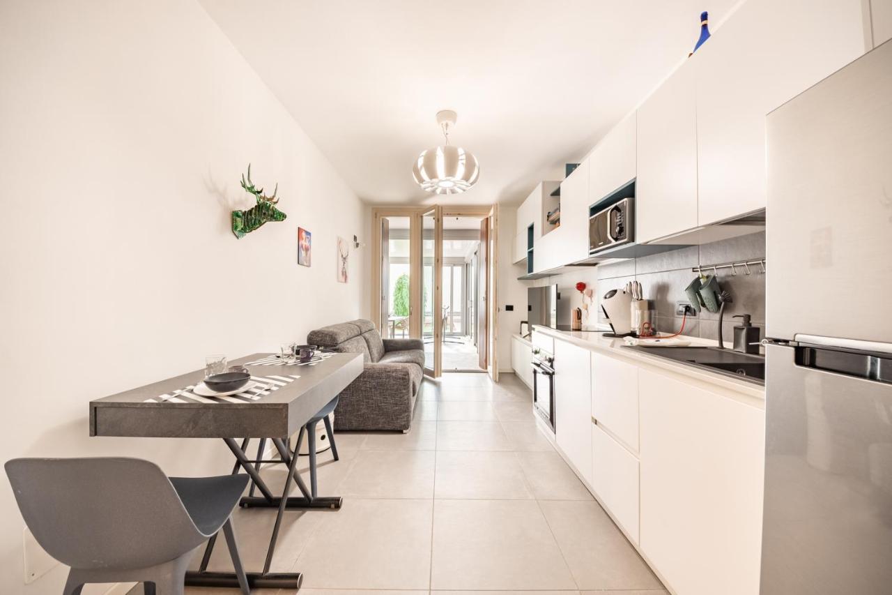 Renovated Apt With Garden & Veranda! มิลาน ภายนอก รูปภาพ