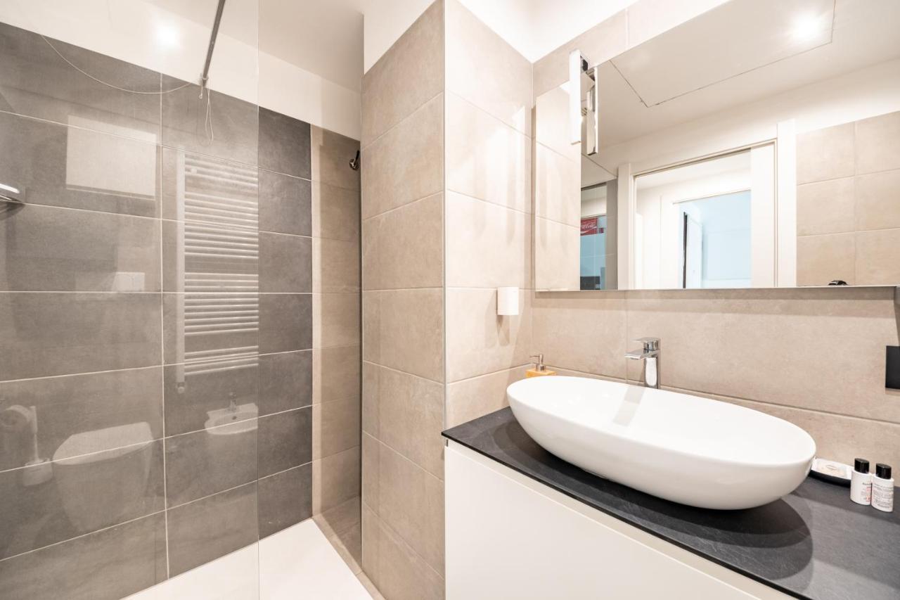 Renovated Apt With Garden & Veranda! มิลาน ภายนอก รูปภาพ